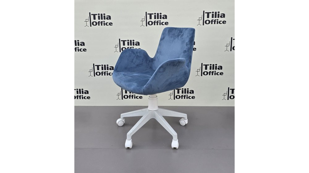 Maki Çalışma ve Çocuk Koltuğu Beyaz Ayak Mavi